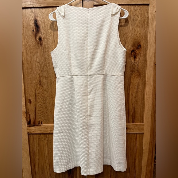 NWT Trina Turk Women's Observer Textured Pleated Mini Dress White Size 8 - Picture 6 of 7